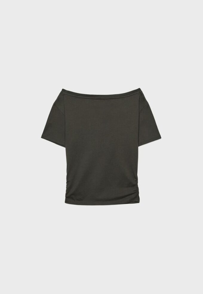 T-shirt à manches courtes et col bateau avec fronces