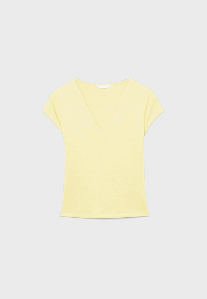 T-shirt à manches courtes et col en V