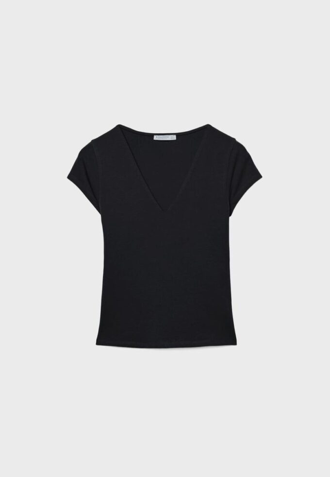 T-shirt à manches courtes et col en V