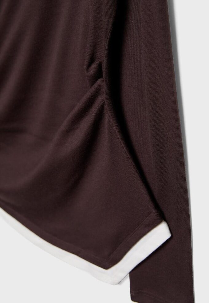 T-shirt à manches longues asymétrique double épaisseur