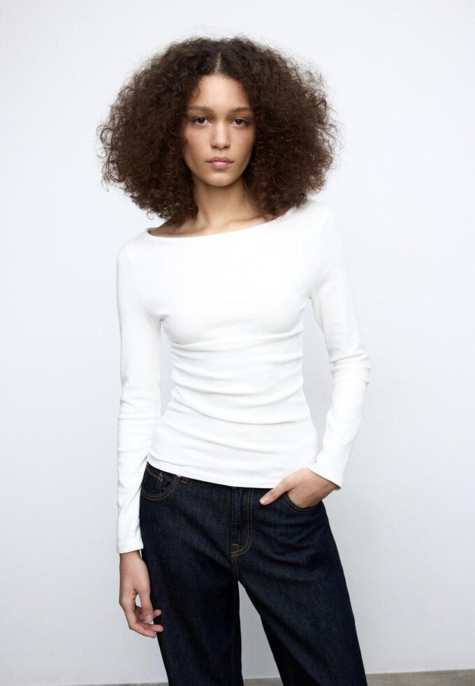 T-shirt à manches longues avec fronces T-shirt à manches longues avec fronces