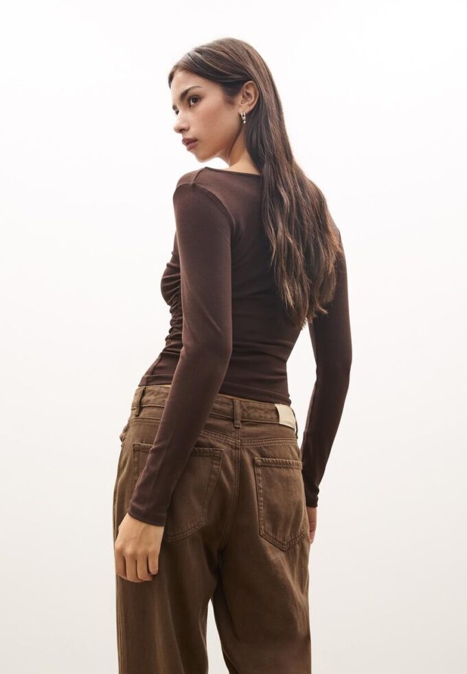 T-shirt à manches longues avec fronces T-shirt à manches longues avec fronces