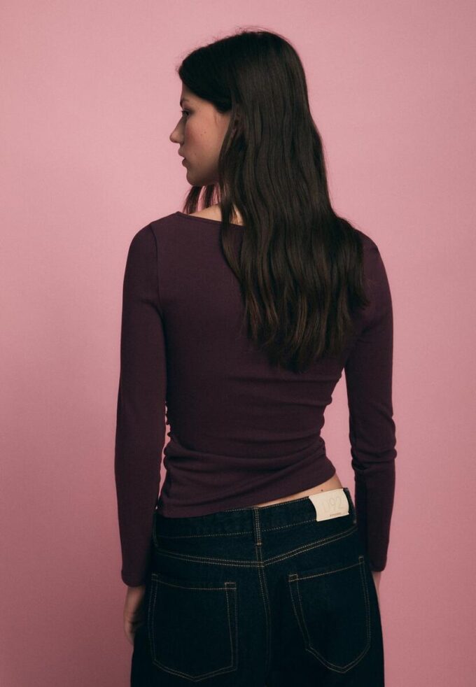 T-shirt à manches longues avec fronces T-shirt à manches longues avec fronces