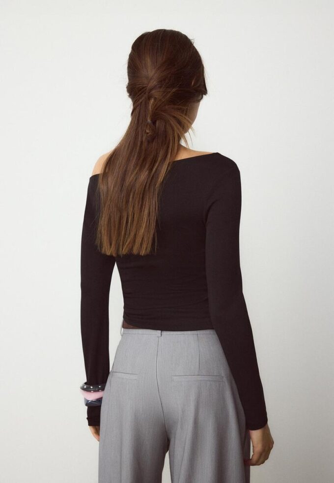 T-shirt à manches longues avec fronces T-shirt à manches longues avec fronces