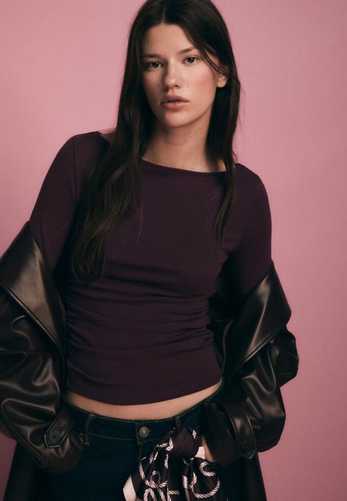 T-shirt à manches longues avec fronces T-shirt à manches longues avec fronces