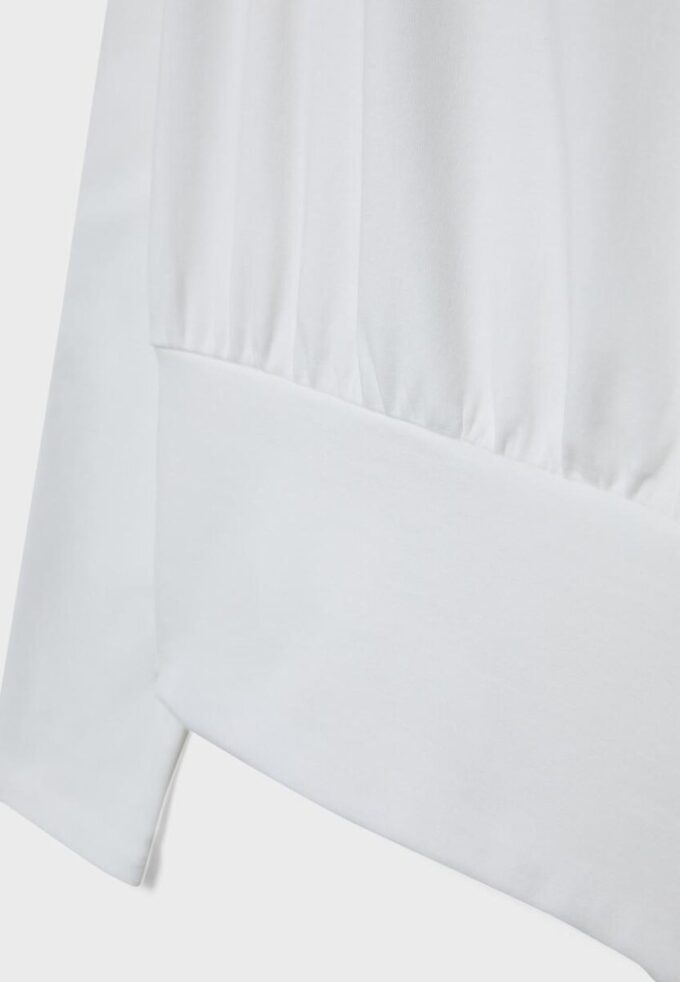 T-shirt à manches longues et col bateau avec ourlet en forme de ceinture