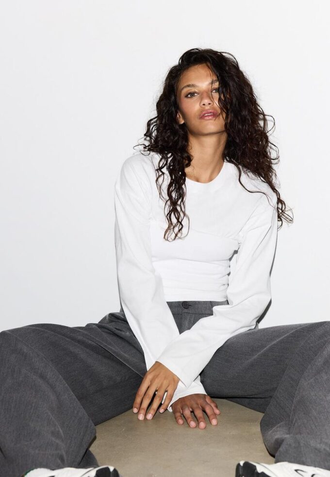 T-shirt à manches longues froncé