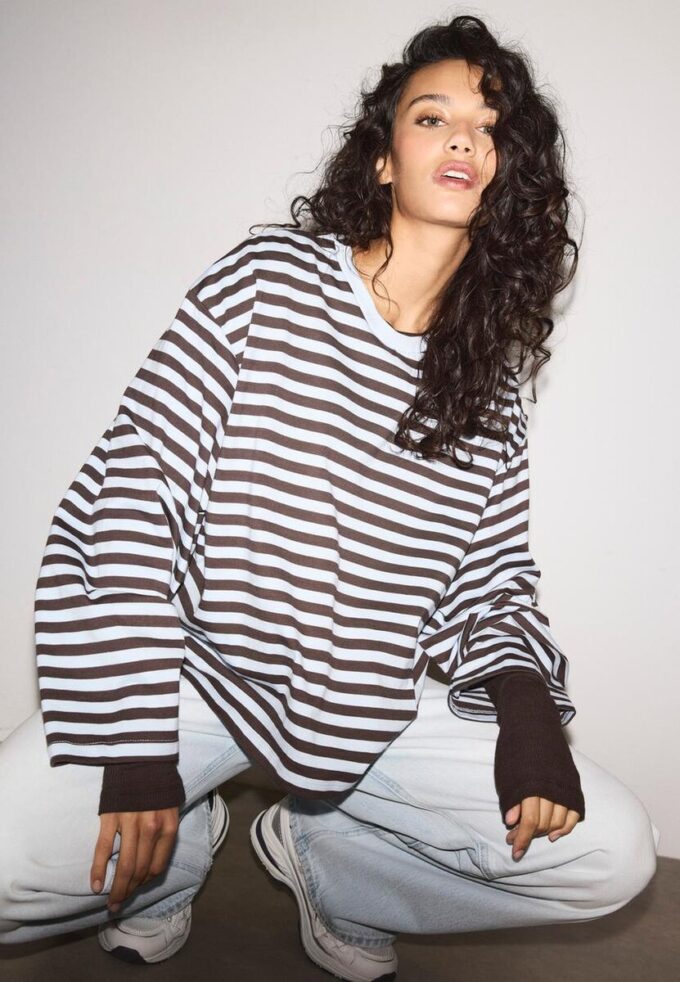 T-shirt oversize à manches longues rayé