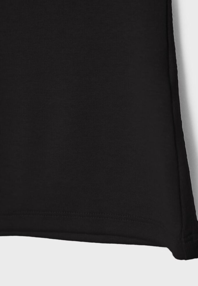 T-shirt sans manches à col cheminée