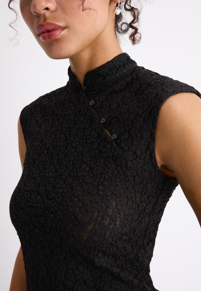 T-shirt style qipao en dentelle