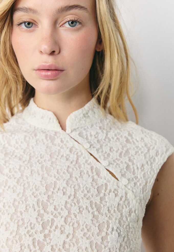 T-shirt style qipao en dentelle