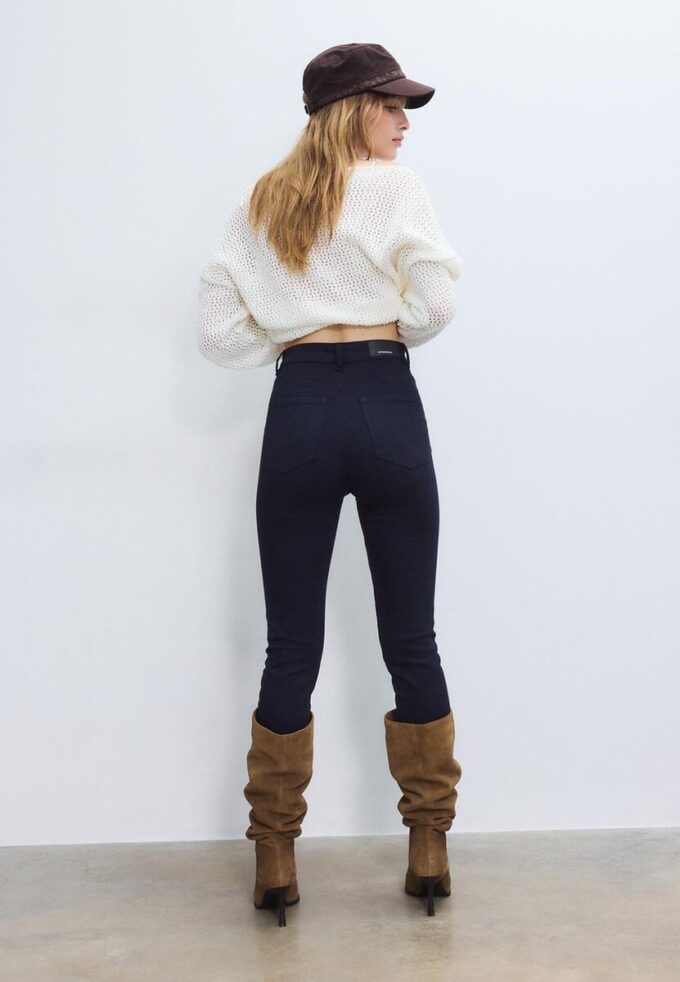 Taille très haute Taille très haute