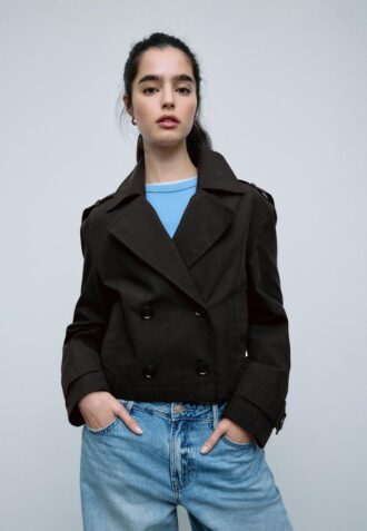 Trench-coat court à double boutonnage Trench-coat court à double boutonnage