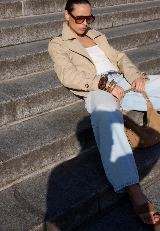 Trench-coat court à double boutonnage Trench-coat court à double boutonnage