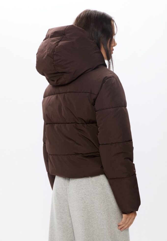 Veste basique à capuche Veste basique à capuche