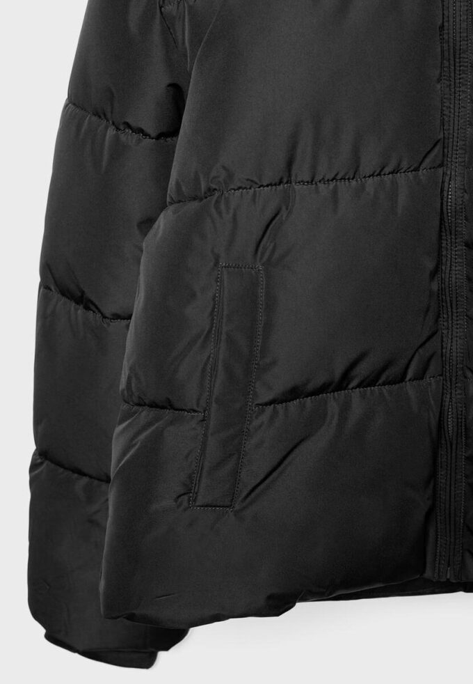 Veste basique à capuche Veste basique à capuche