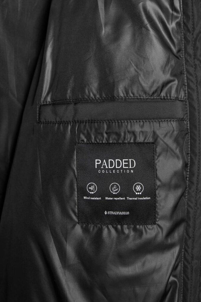 Veste basique à capuche Veste basique à capuche