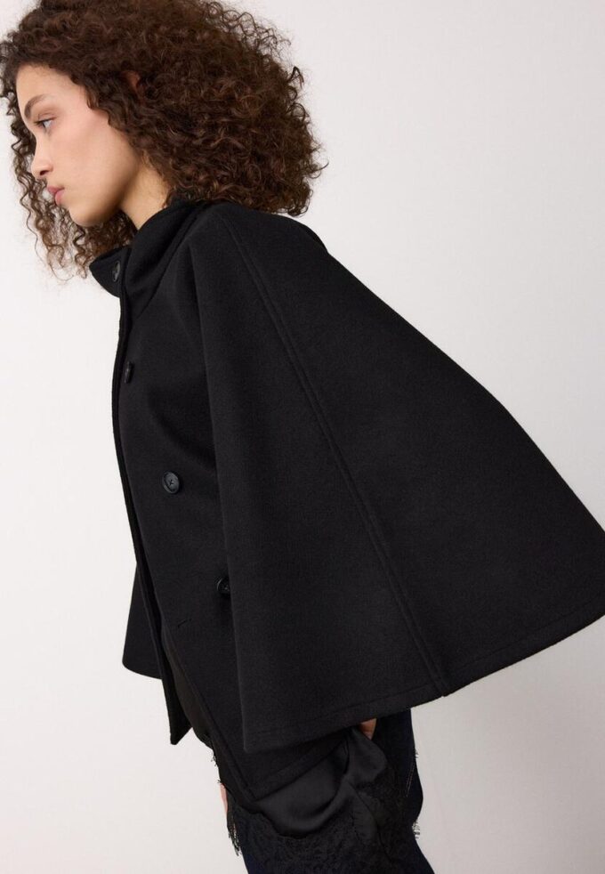 Veste cape au toucher doux