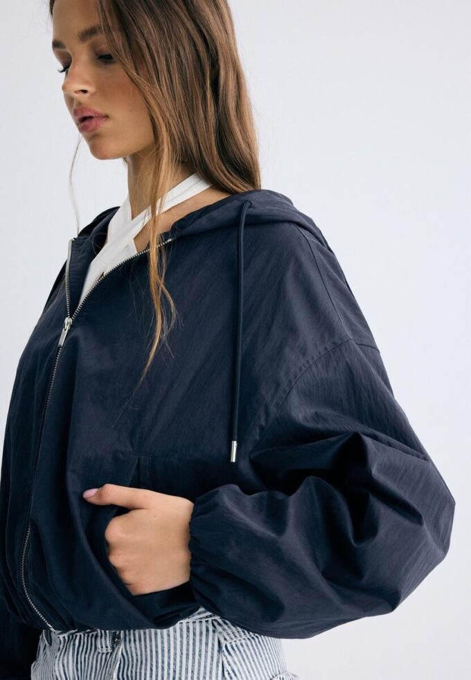 Veste à capuche basique en nylon