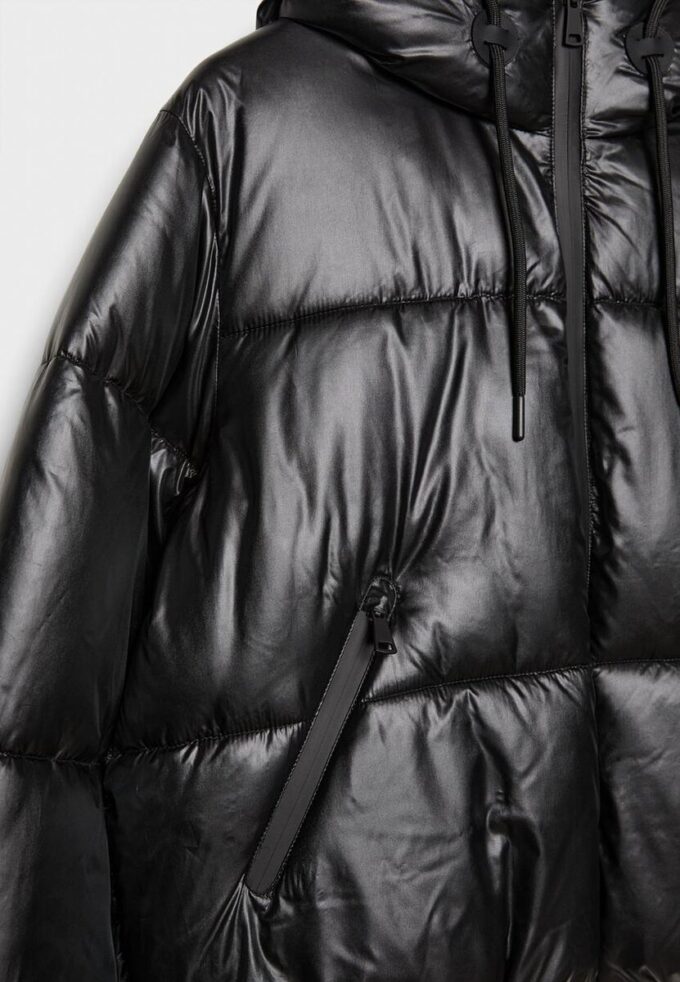 Veste à capuche métallisée