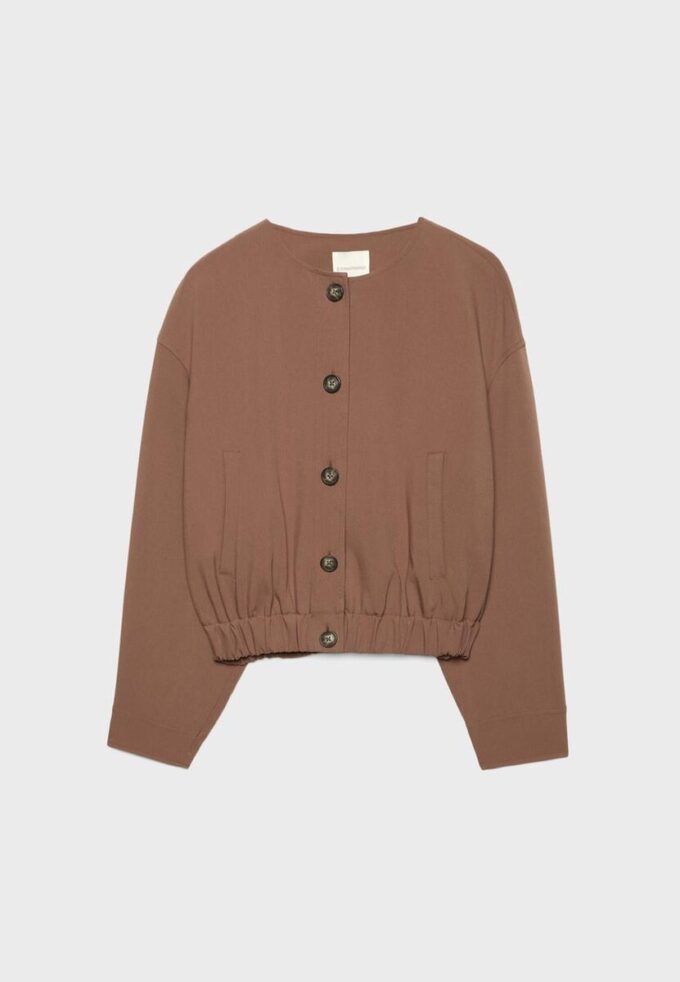 Veste à col rond et manches bouffantes