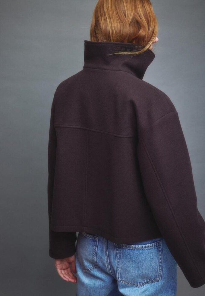 Veste croisée à col montant en tissu de toucher doux Veste croisée à col montant en tissu de toucher doux