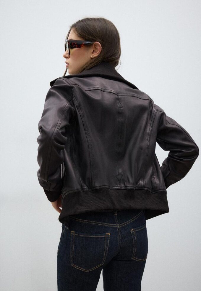 Veste en cuir combinée à côtes