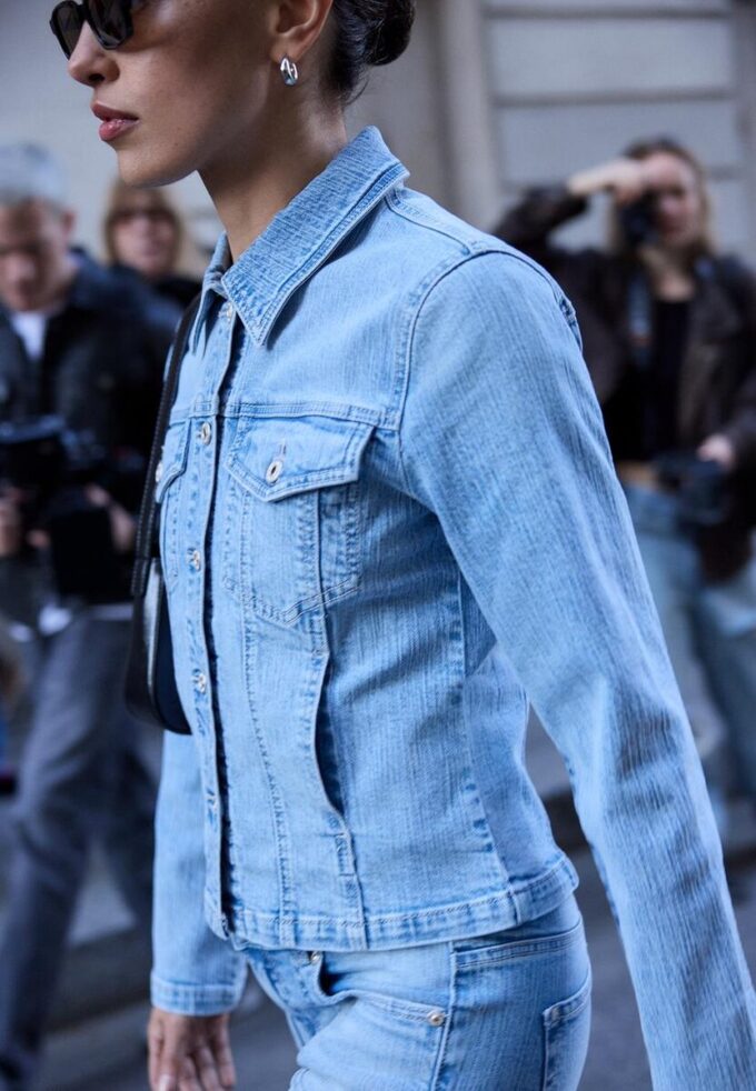Veste en jean coupe ajustée Veste en jean coupe ajustée