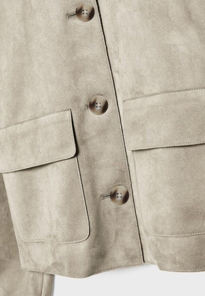 Veste en simili-suède avec poches Veste en simili-suède avec poches