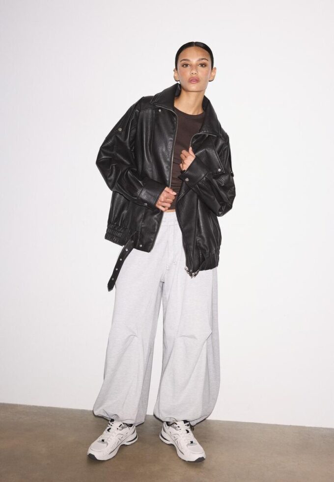 Veste oversize en simili cuir à revers Veste oversize en simili cuir à revers